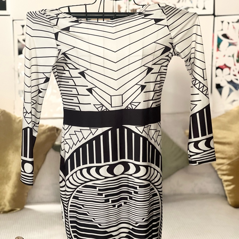Black and White Geometric Pattern Dress